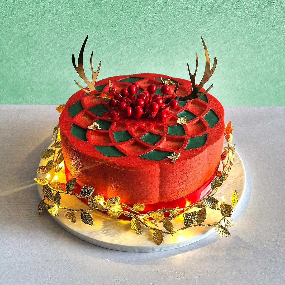 Limited Edition Christmas Cake 2026