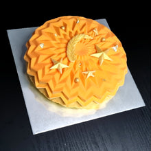 Load image into Gallery viewer, Imperial (C) Create Your Own Cake - Onyx Hive
