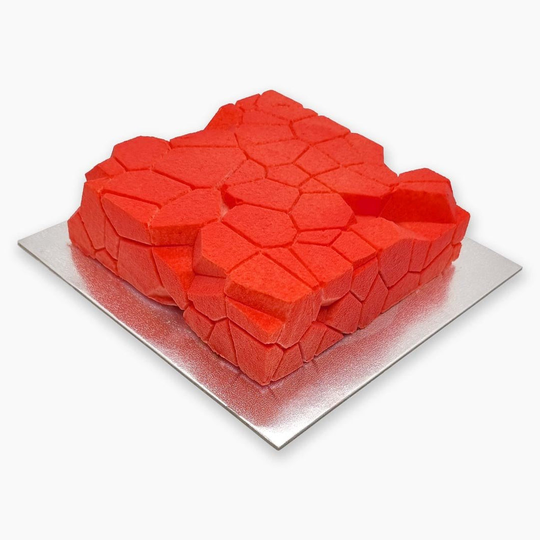 Scarlet Strawberry 'n' Cream Cake - Onyx Hive