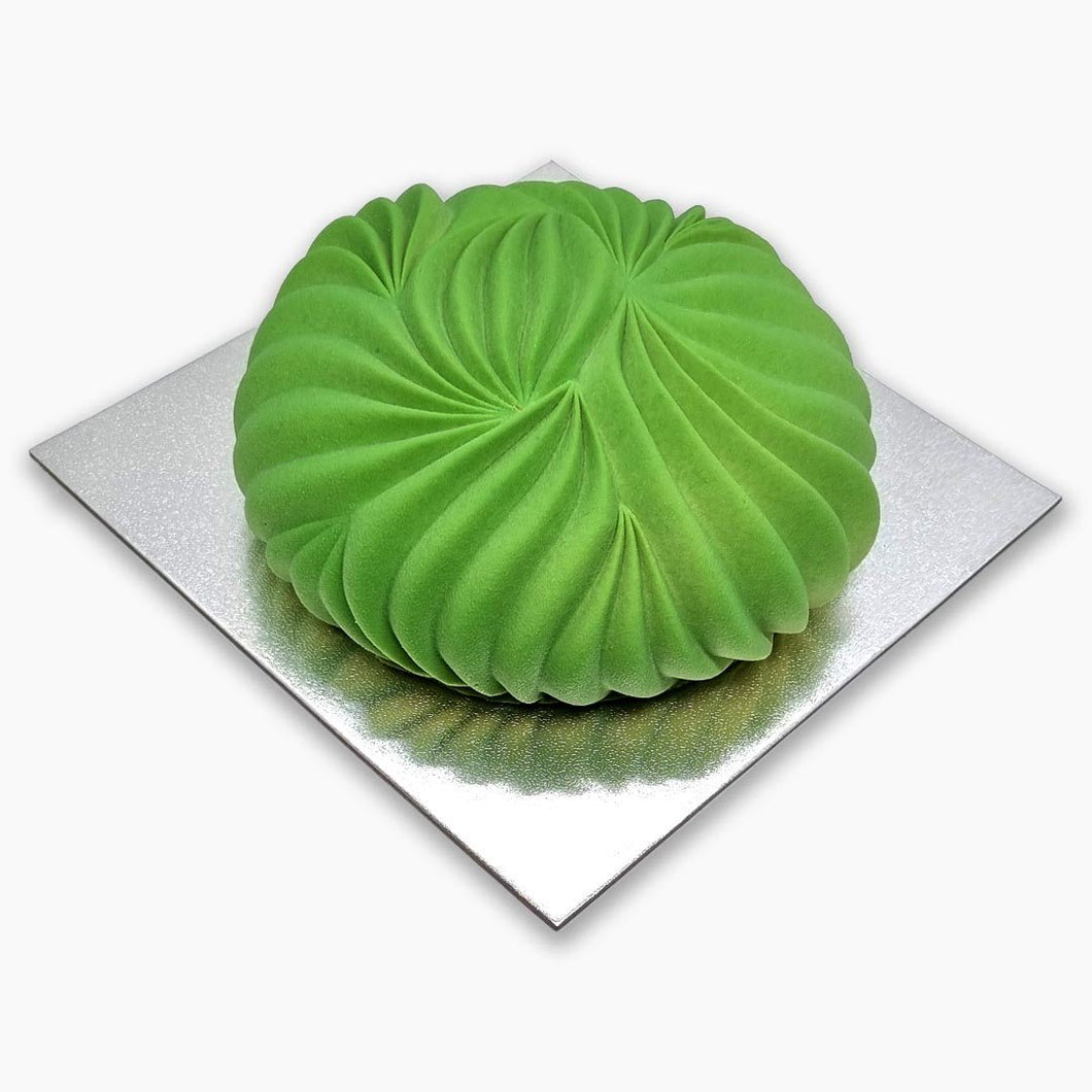Verde (GF) Matcha & Raspberry Cake - Onyx Hive